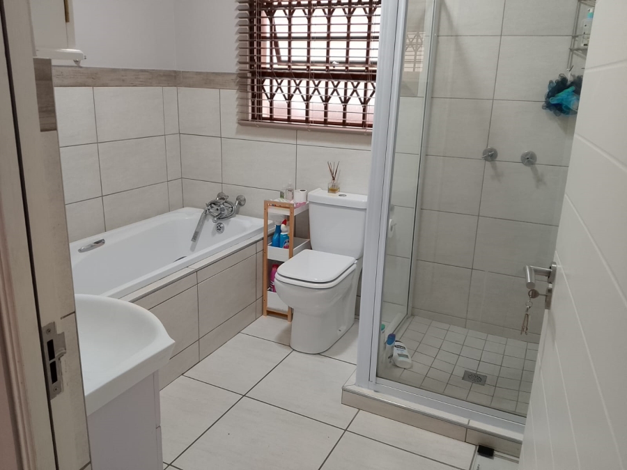 To Let 2 Bedroom Property for Rent in Heuwelsig Free State